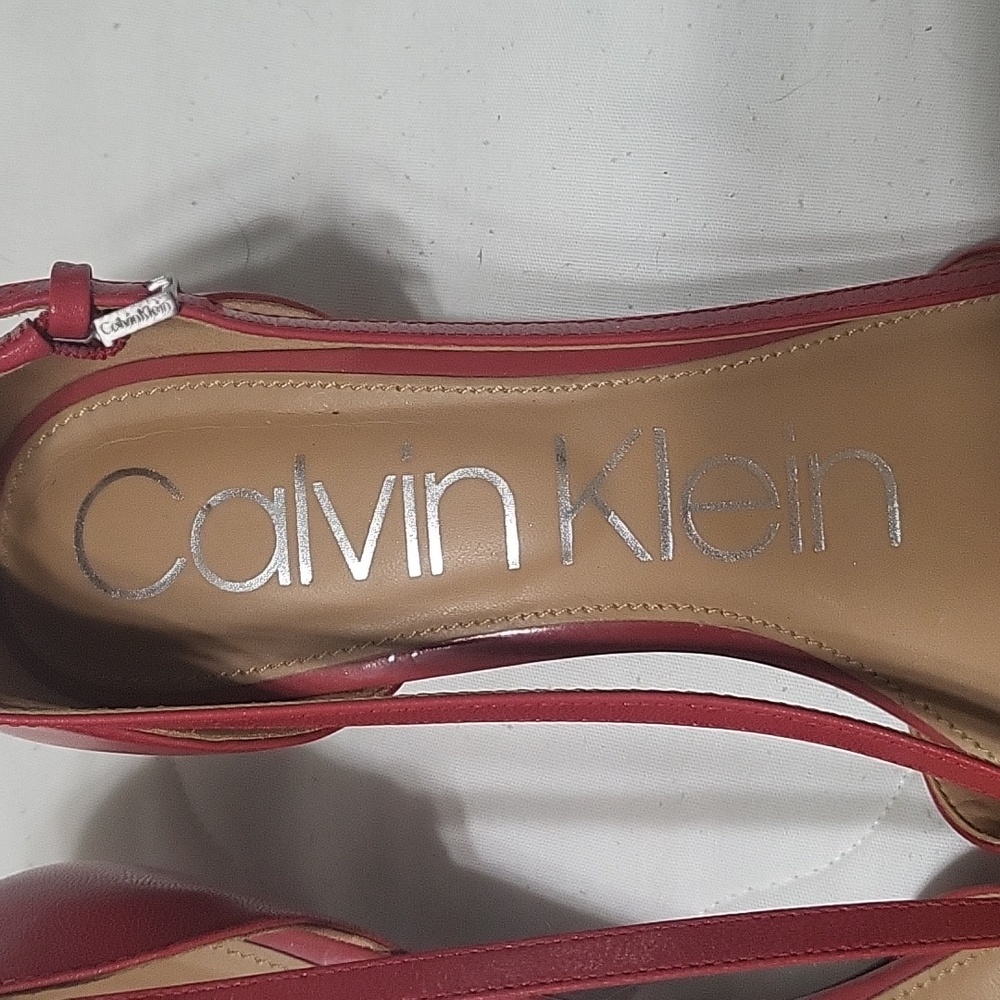 Calvin Klein Women’s Red Pointed Toe Slingback Pumps Size 7.5-8 - Picture 4 of 7